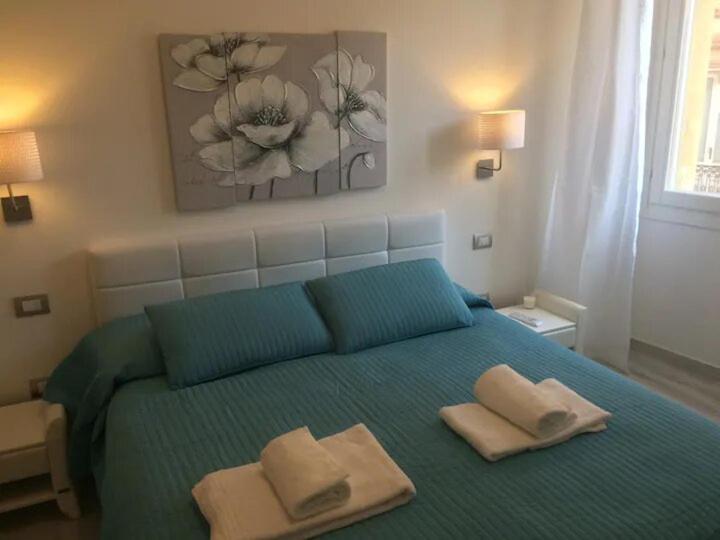 Cagliari Central Rooms Ngoại thất bức ảnh